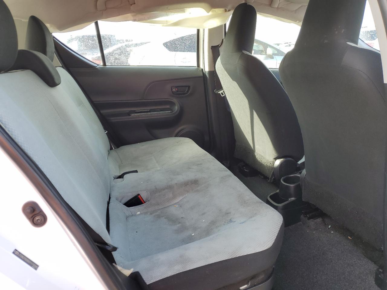 JTDKDTB30G1119340 TOYOTA PRIUS 2016