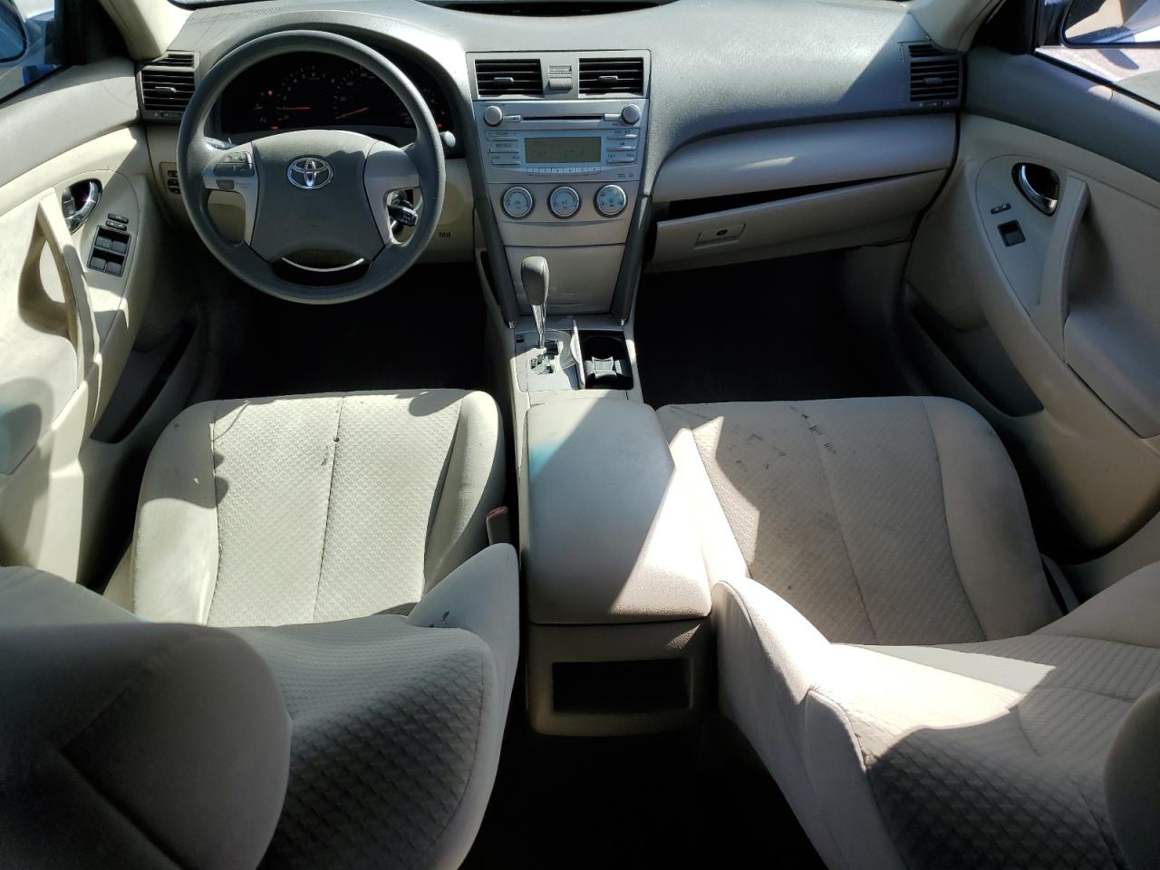 2009 Toyota Camry - Image 8