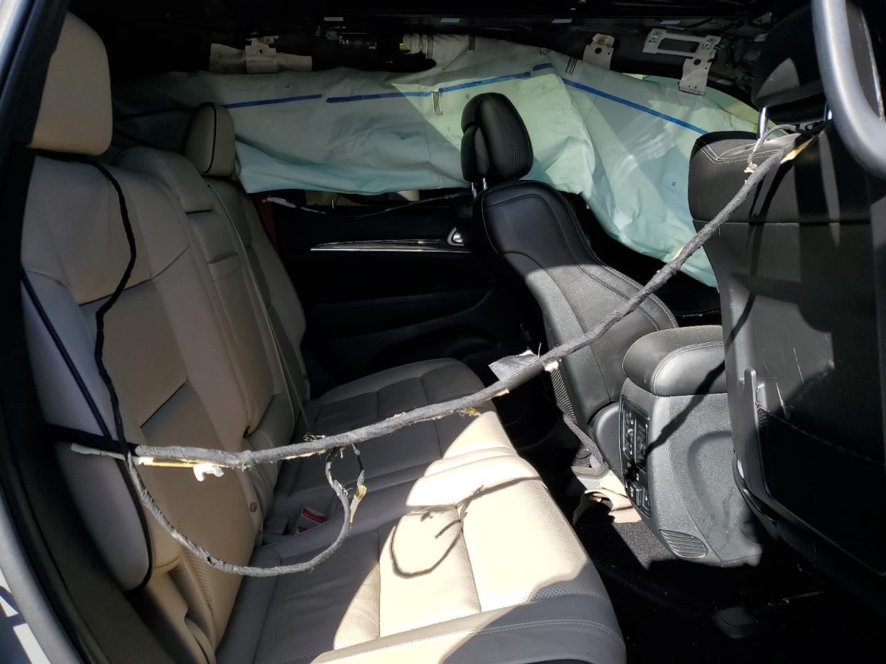 2019 Jeep Grand Cherokee - Image 10