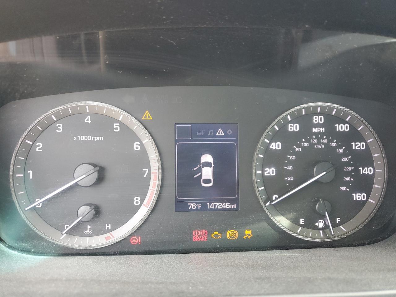 2016 Hyundai Sonata - Image 9