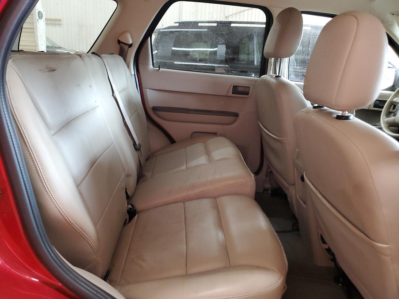 2008 Ford Escape - Image 10