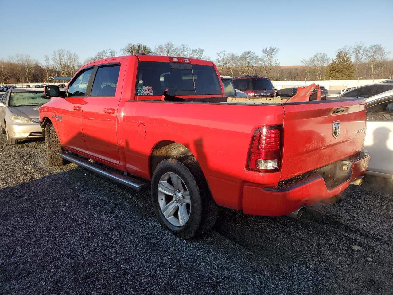 2015 RAM 1500 - Image 2