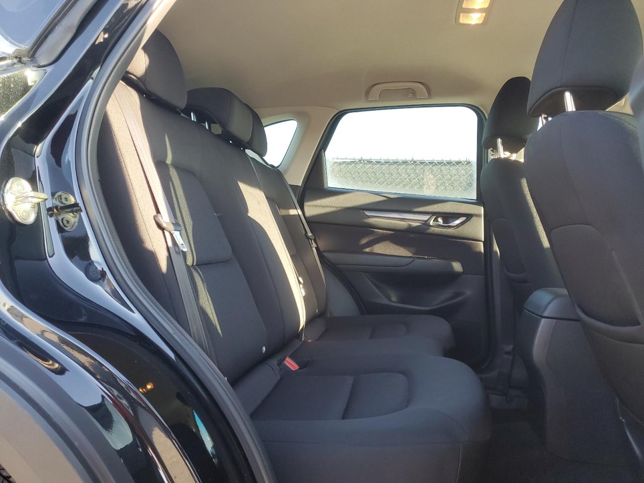 2022 Mazda CX-5 - Image 11