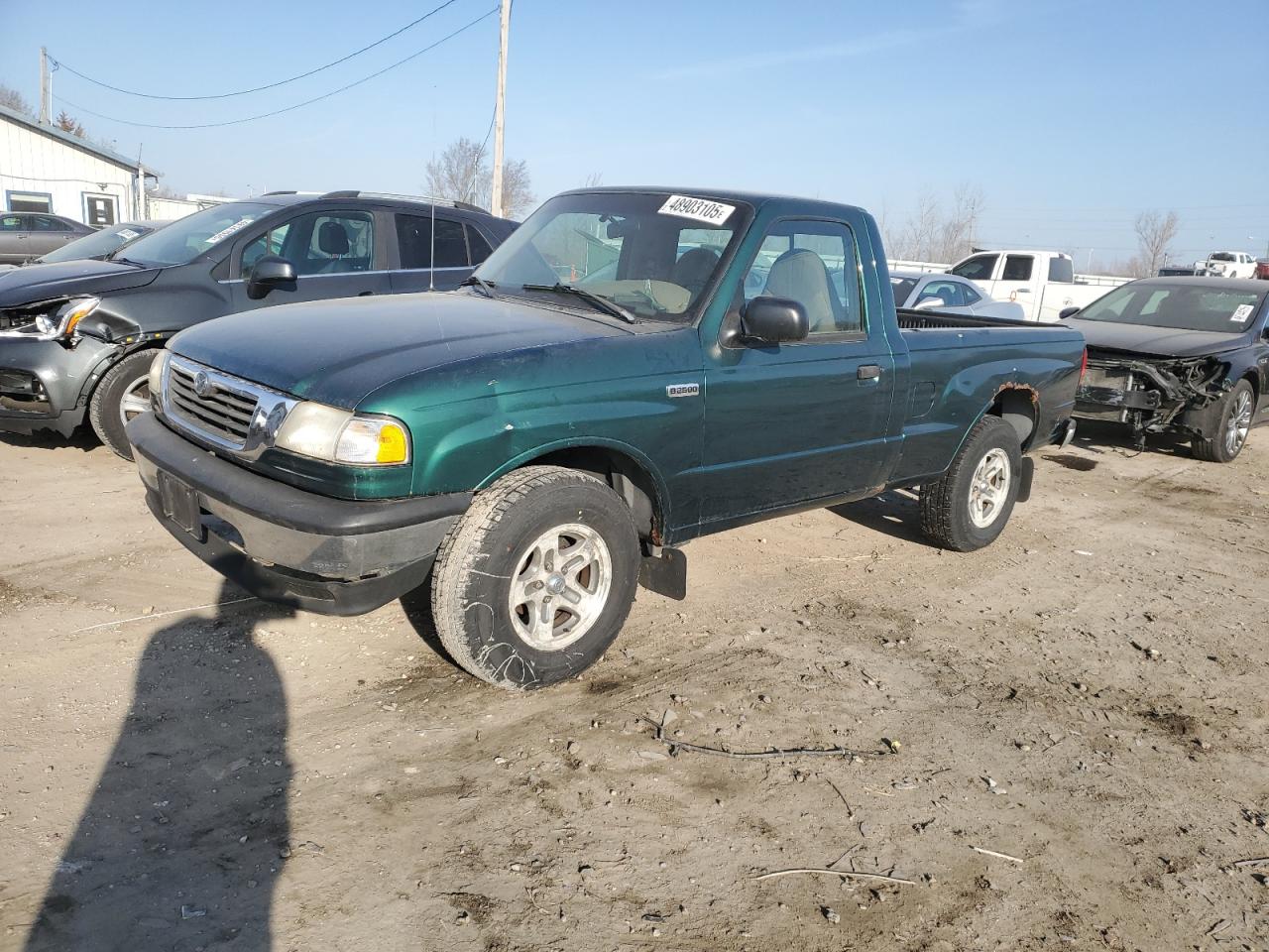 2000 Mazda B2500 للبيع في Pekin، IL - Normal Wear