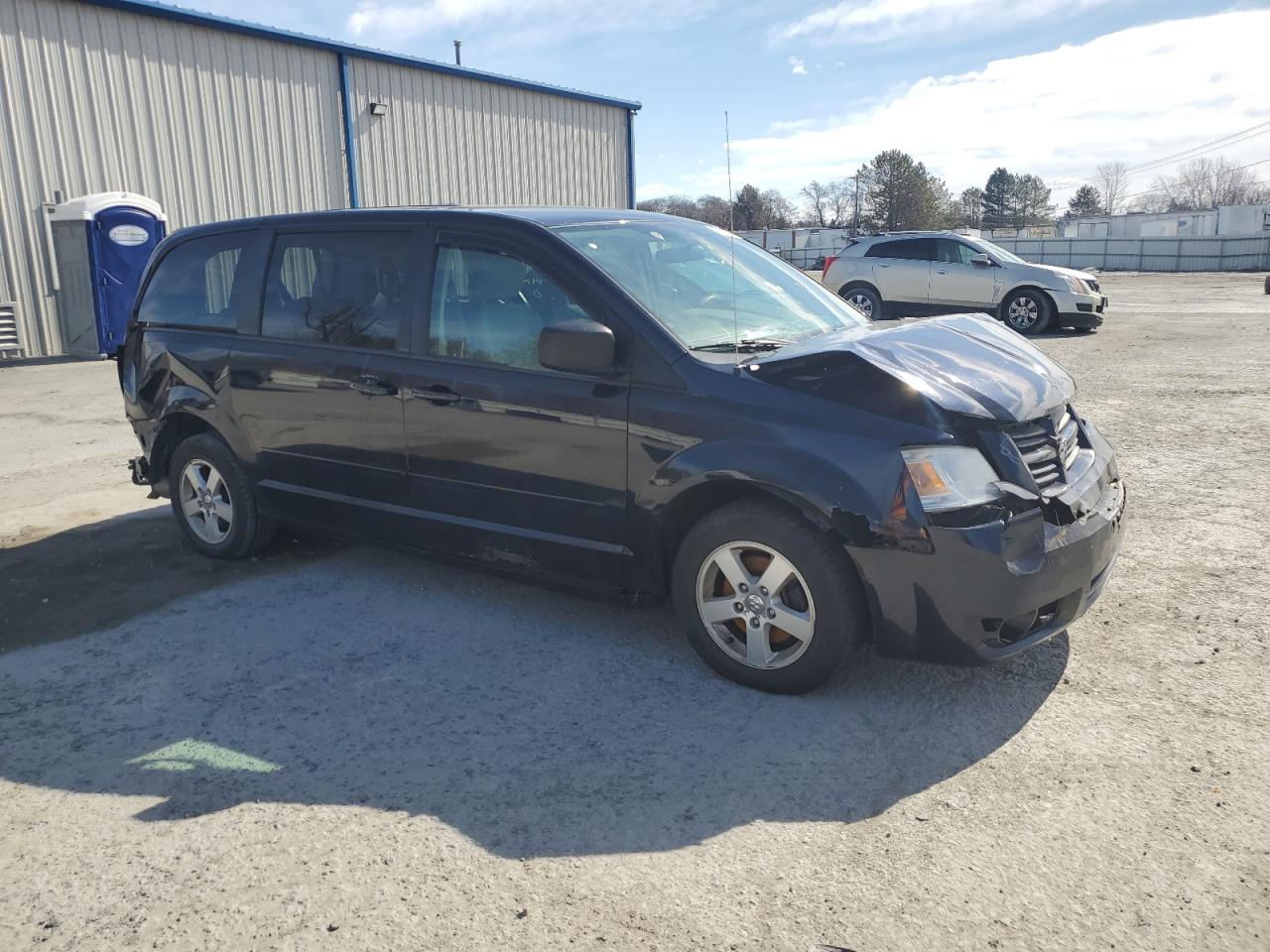 2010 Dodge Caravan - Image 4