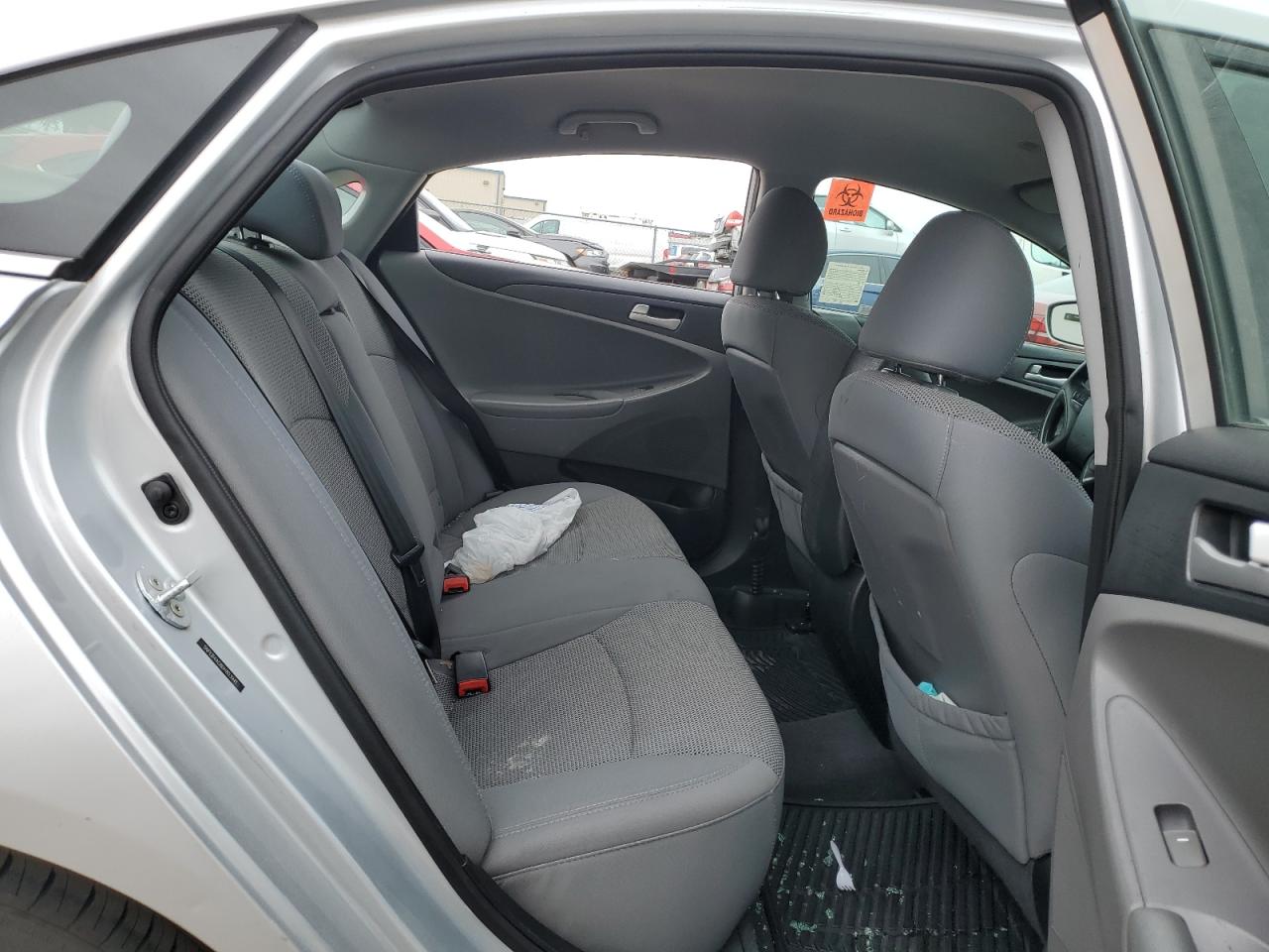 2013 Hyundai Sonata - Image 10