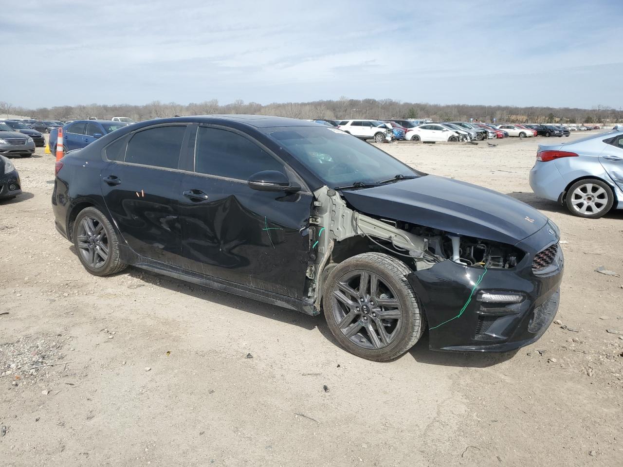 2021 Kia Forte - Image 4