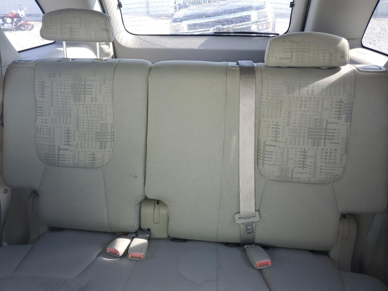 2006 Chevrolet Equinox - Image 10
