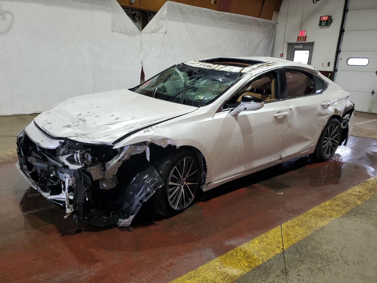 2022 Lexus Es 350 Base продається в Marlboro, NY - All Over
