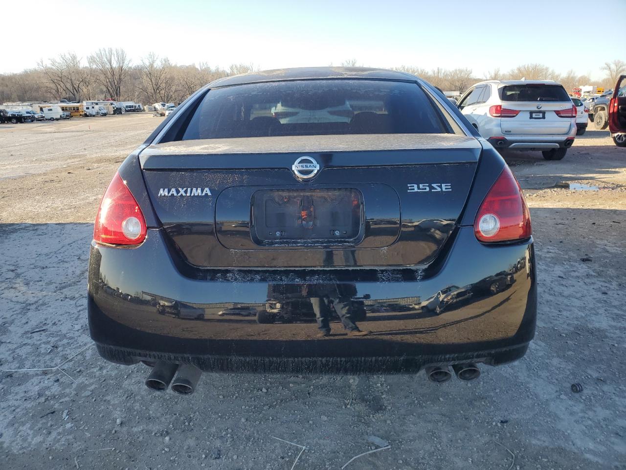 2004 Nissan Maxima - Image 6