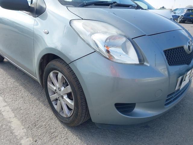 2009 TOYOTA YARIS TR