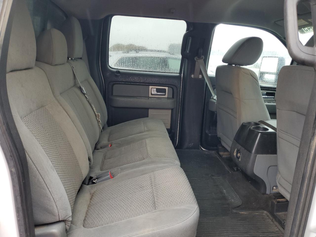 2011 Ford F-150 - Image 10