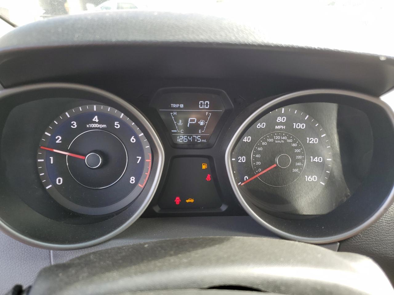 2016 Hyundai Elantra - Image 9
