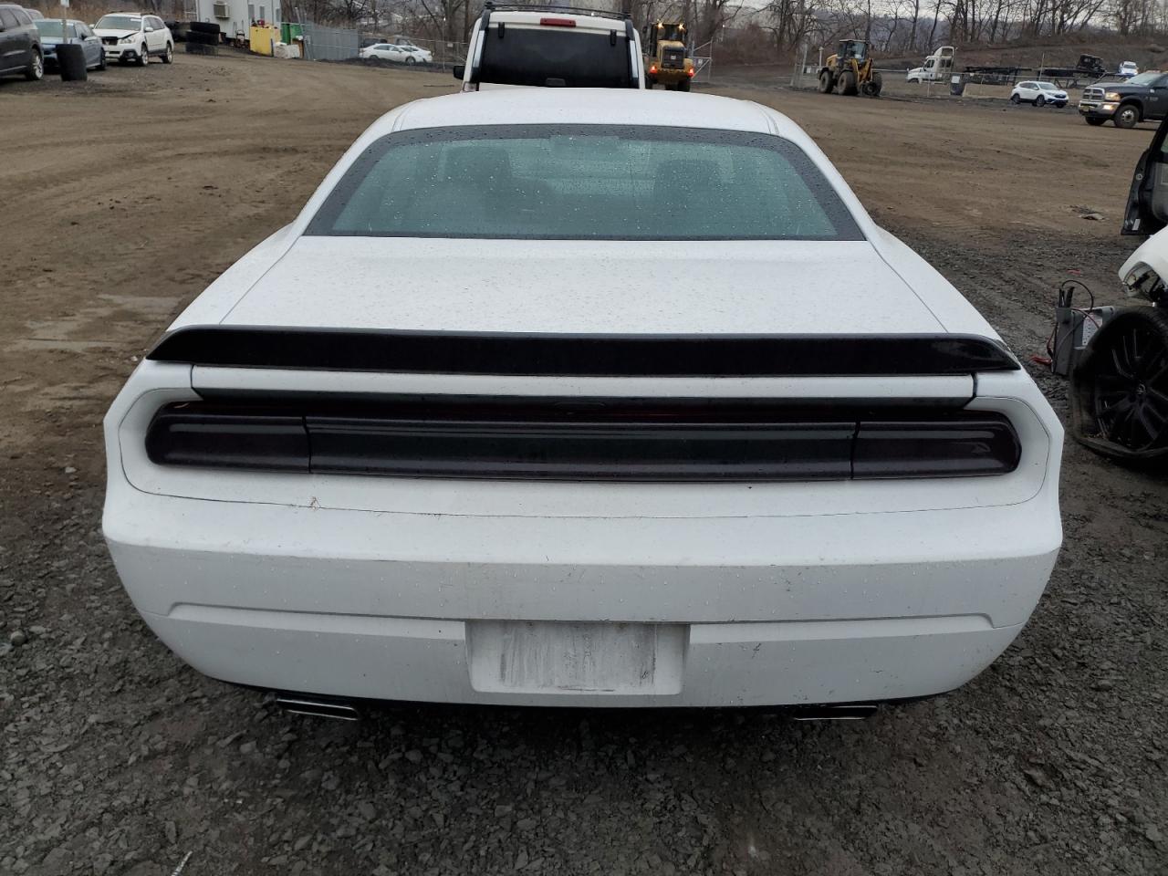 2014 Dodge Challenger - Image 6