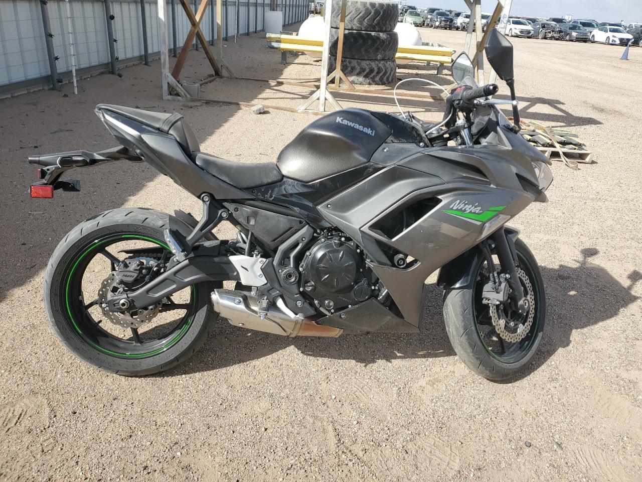 2024 Kawasaki Ex650 R продається в Amarillo, TX - Minor Dent/Scratches