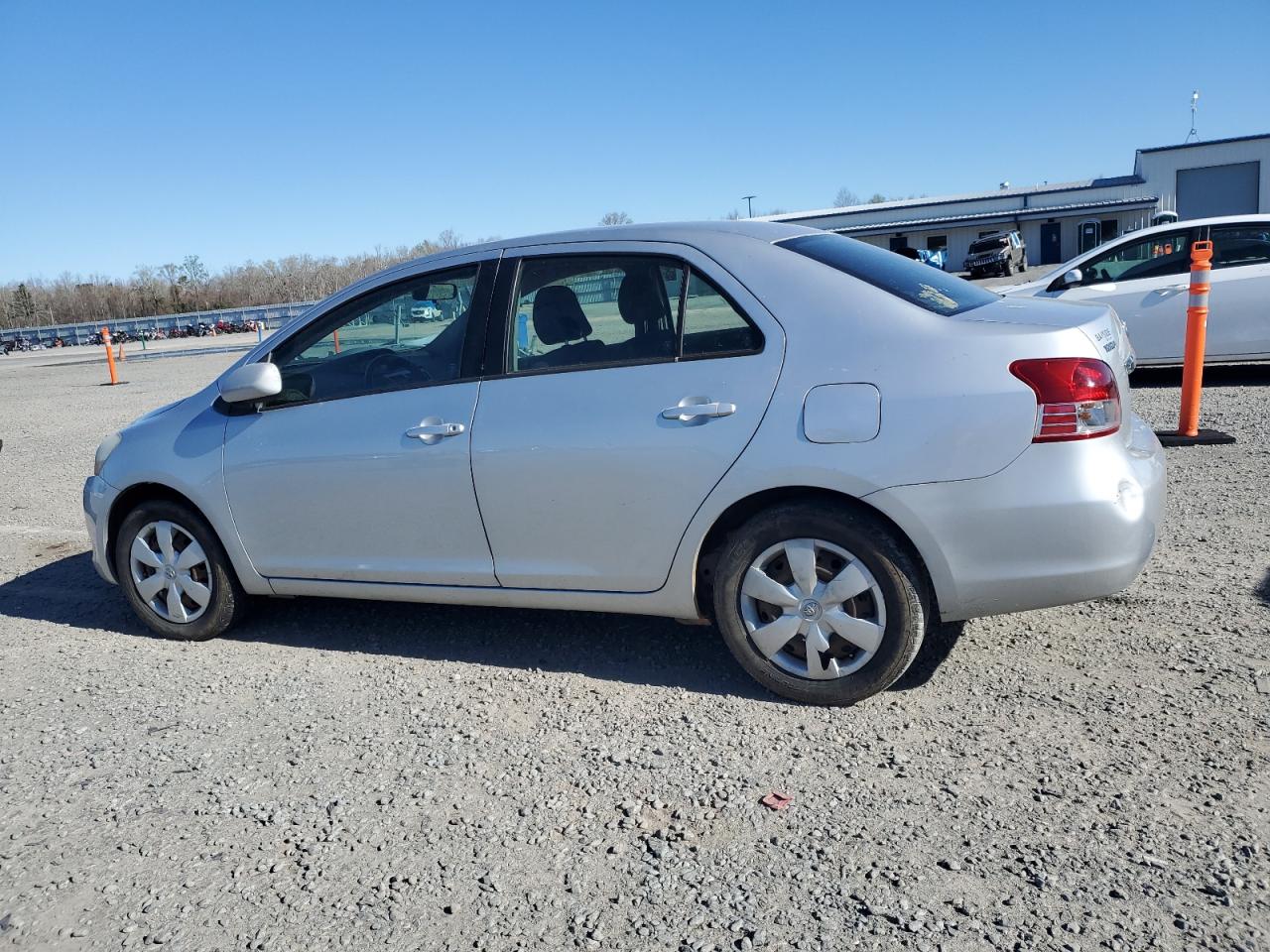 2007 Toyota Yaris - Image 2