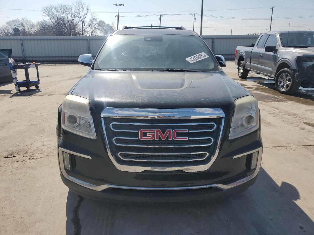 2017 GMC Terrain - Image 5