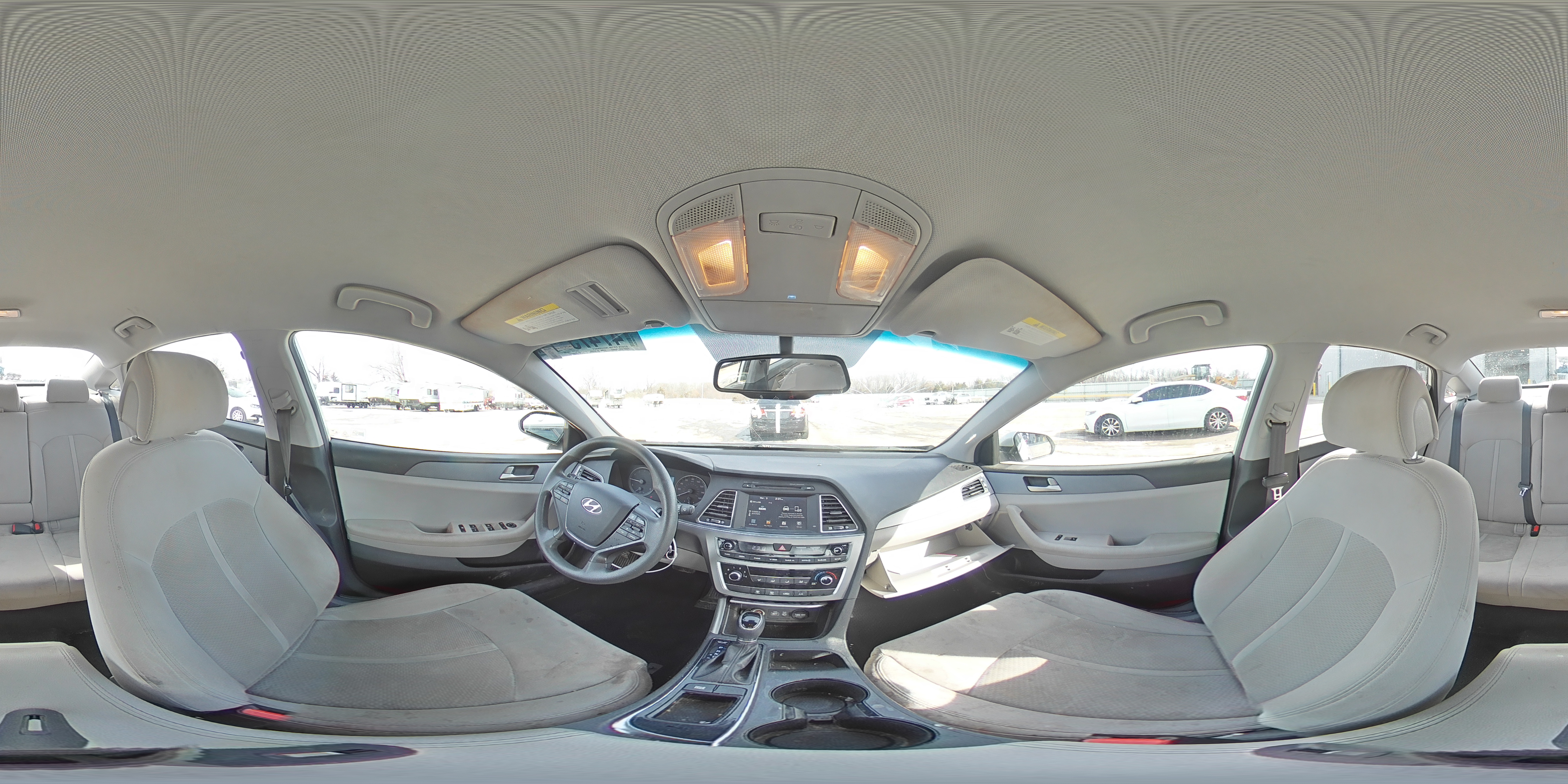 2017 Hyundai Sonata - Image 16