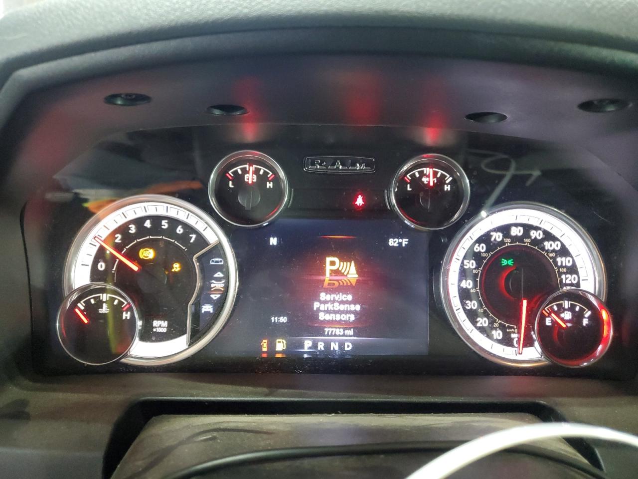 2017 RAM 1500 - Image 9