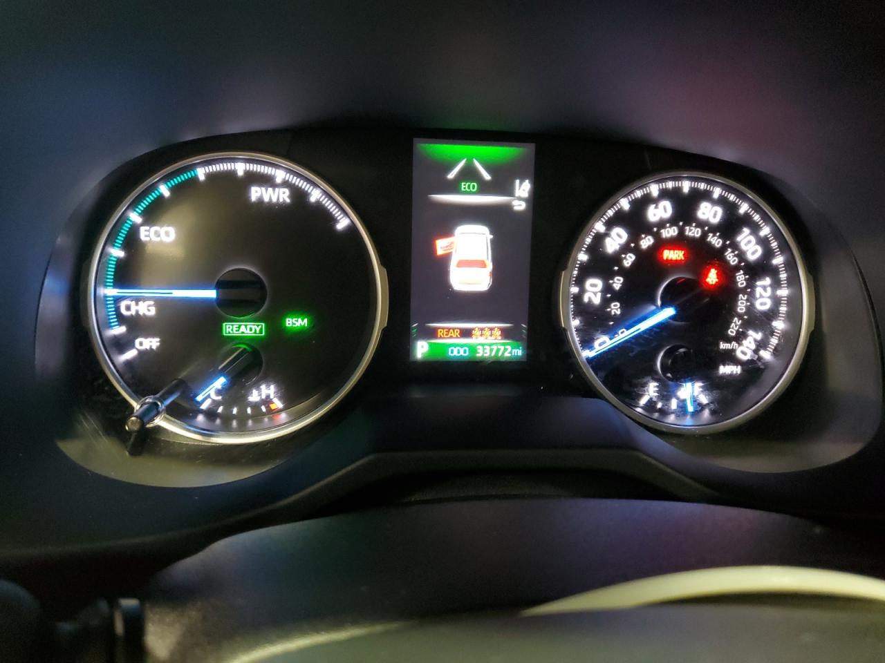 2022 Toyota RAV 4 - Image 9