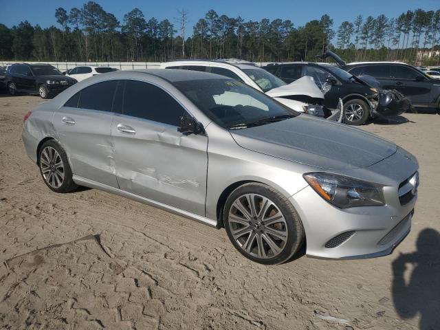  MERCEDES-BENZ CLA-CLASS 2018 Srebrny