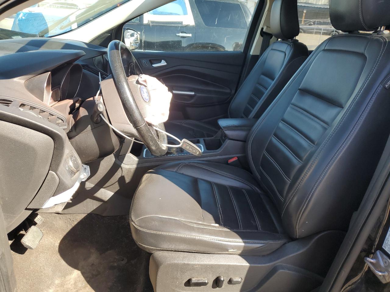 1FMCU9HD3KUB27412 FORD ESCAPE 2019
