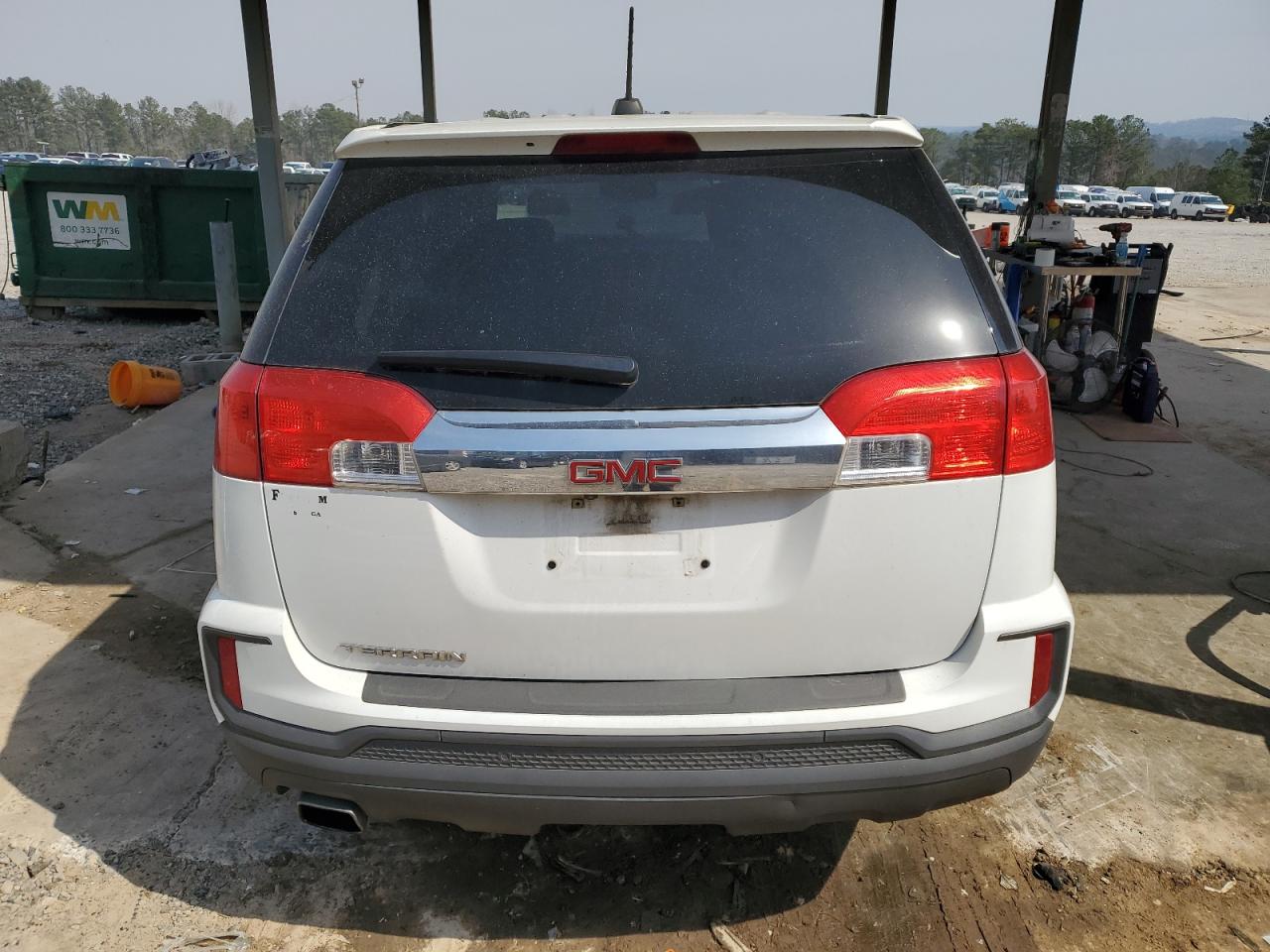 2017 GMC Terrain - Image 6