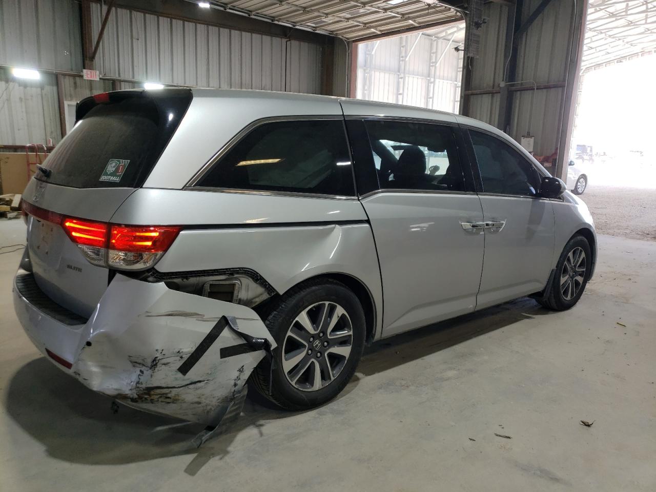 2014 Honda Odyssey - Image 3