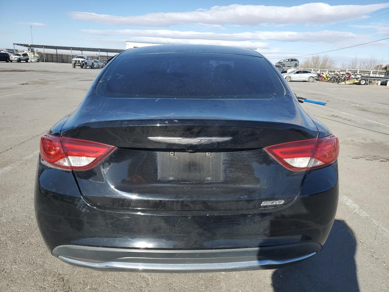 2016 Chrysler 200 - Image 6