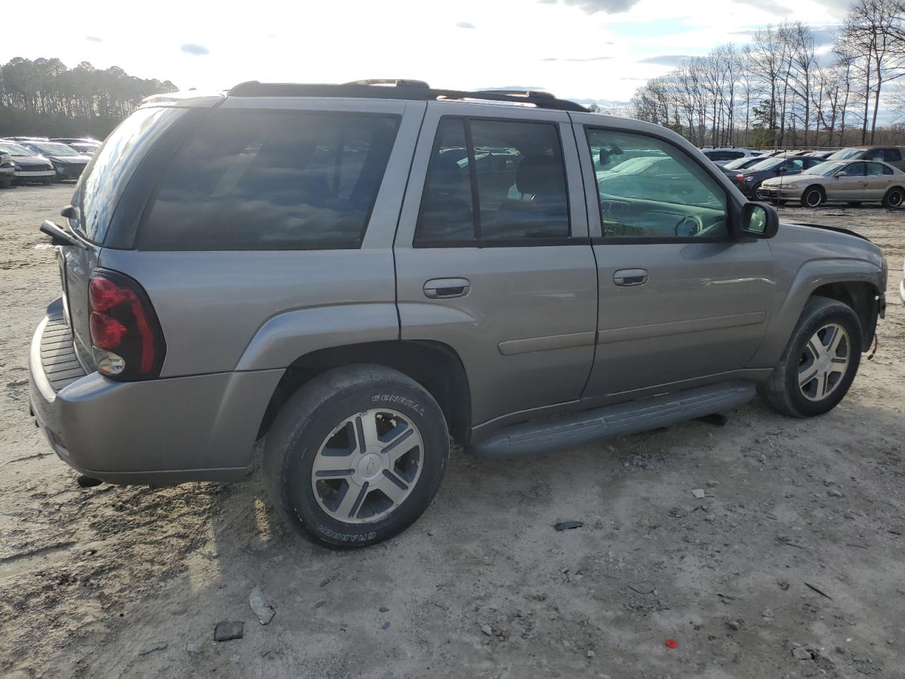 2007 Chevrolet TrailBlazer - Image 3
