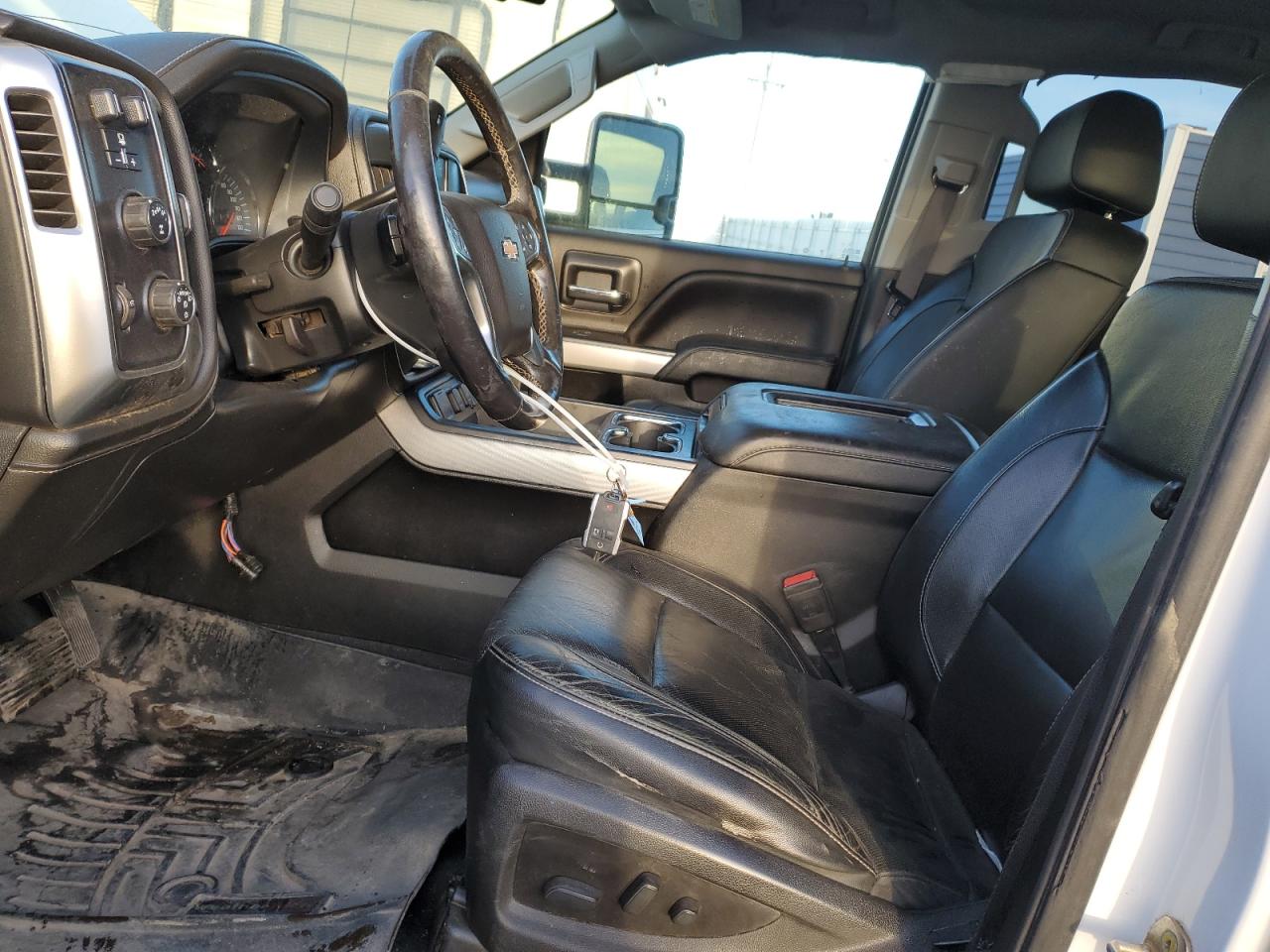 1GC1KTEG4KF267633 CHEVROLET ALL Models 2019