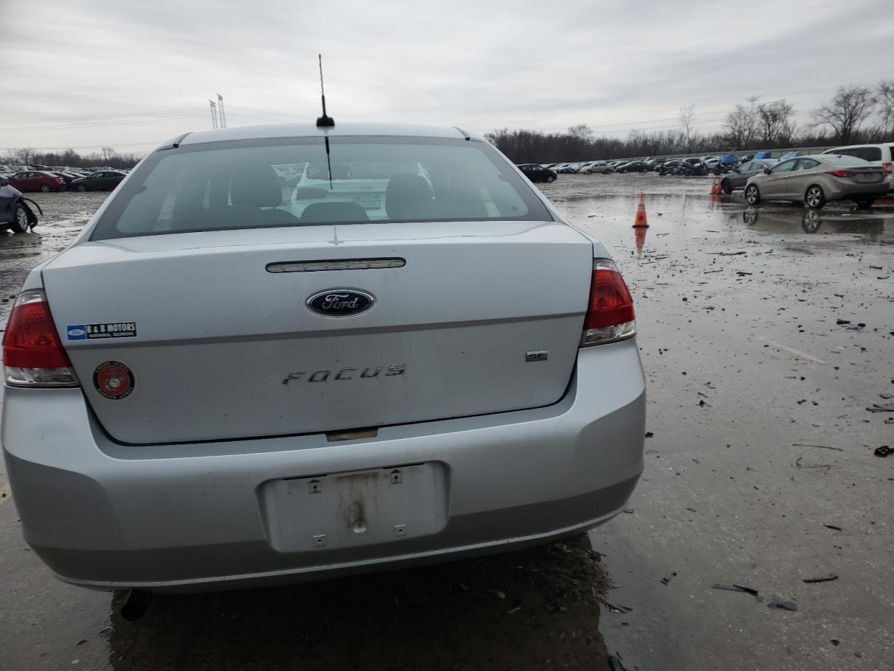 2010 Ford Focus - Image 6