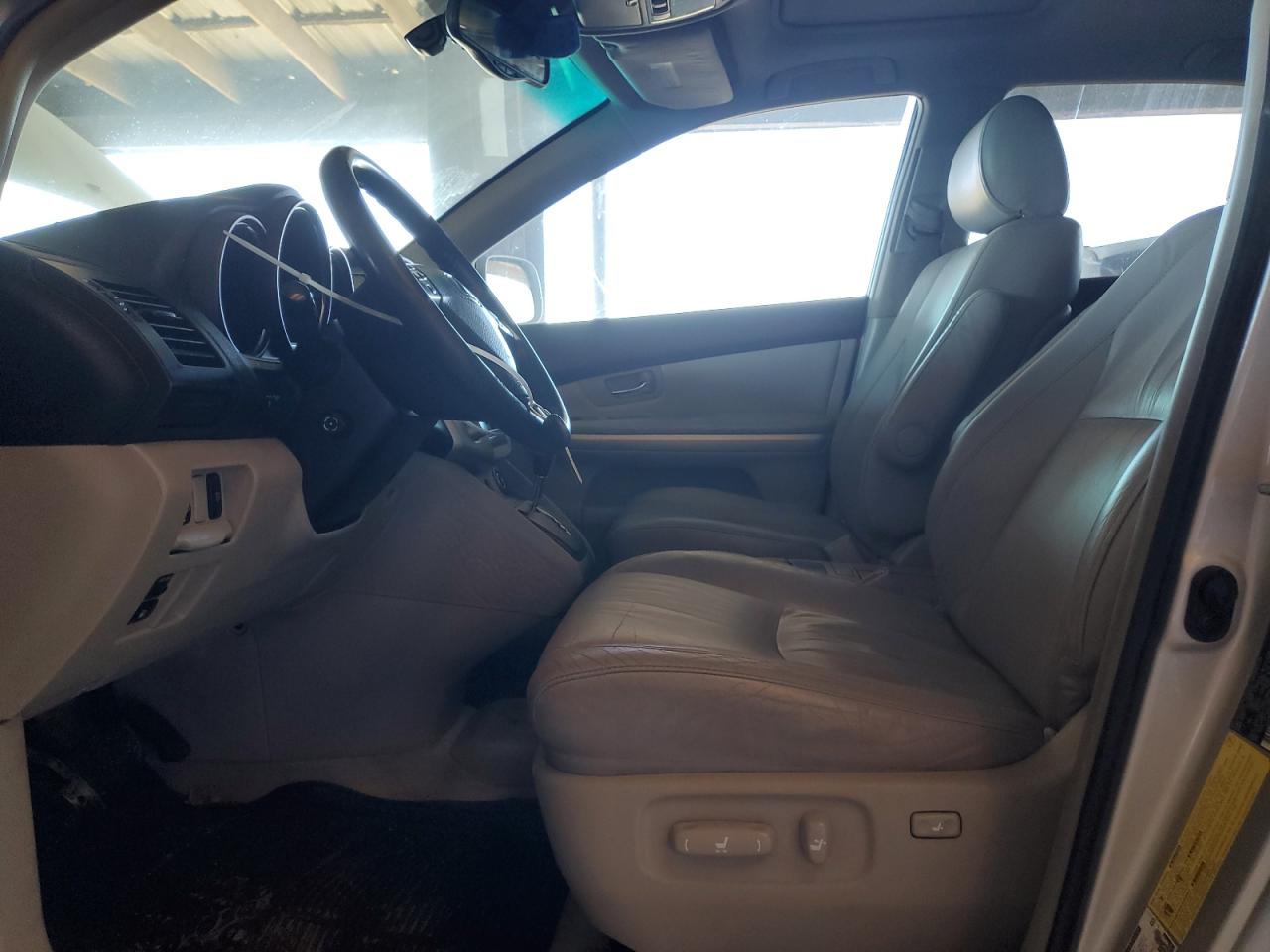 2006 Lexus RX - Image 7