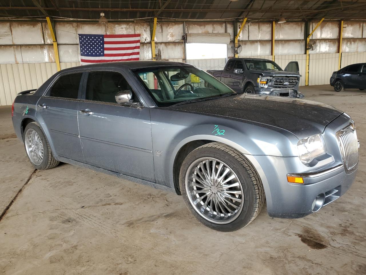 2007 Chrysler 300 - Image 4