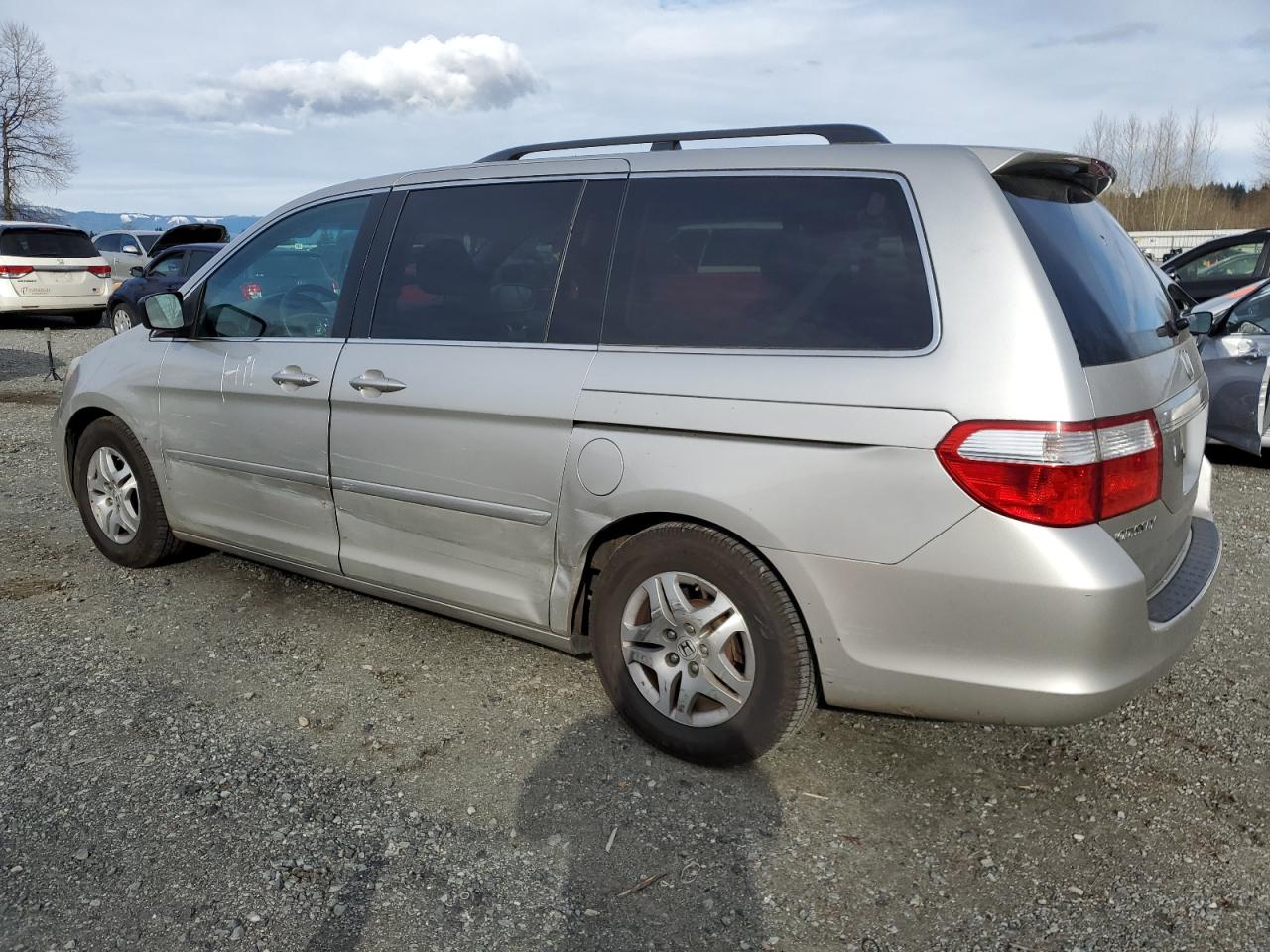 2007 Honda Odyssey - Image 2