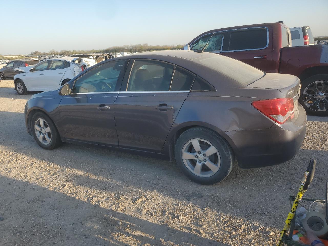 2014 Chevrolet Cruze - Image 2