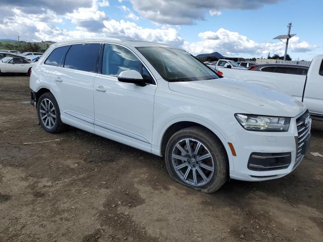 Паркетники AUDI Q7 2017 Белый