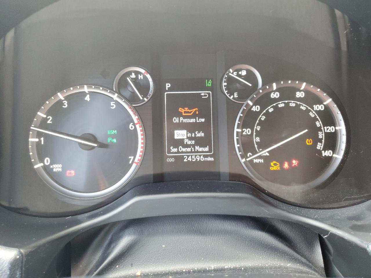 2022 Lexus GX - Image 9