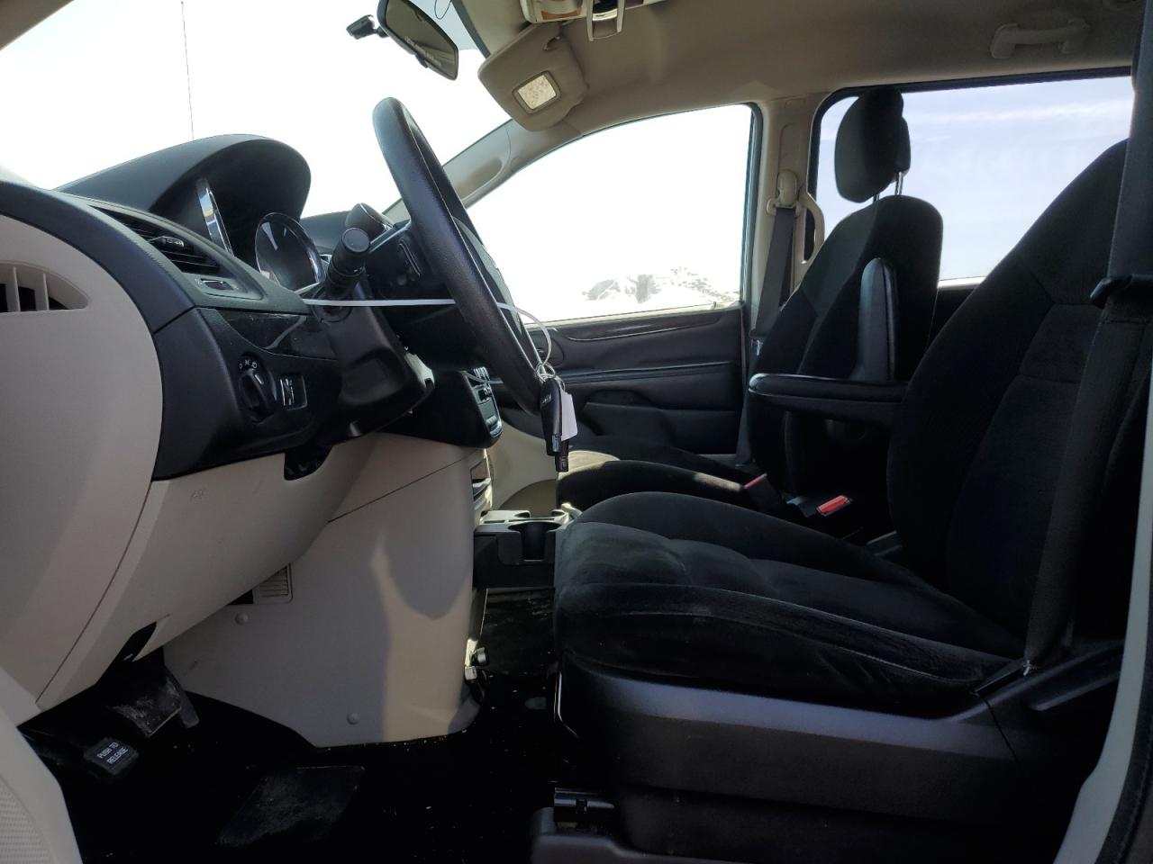 2016 Dodge Caravan - Image 7