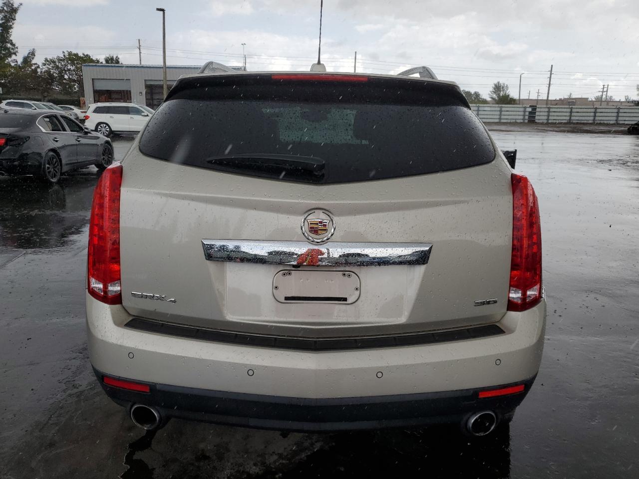 2016 Cadillac SRX - Image 6