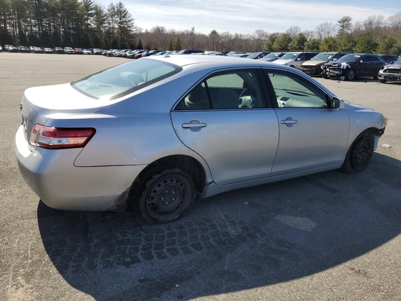 2011 Toyota Camry - Image 3
