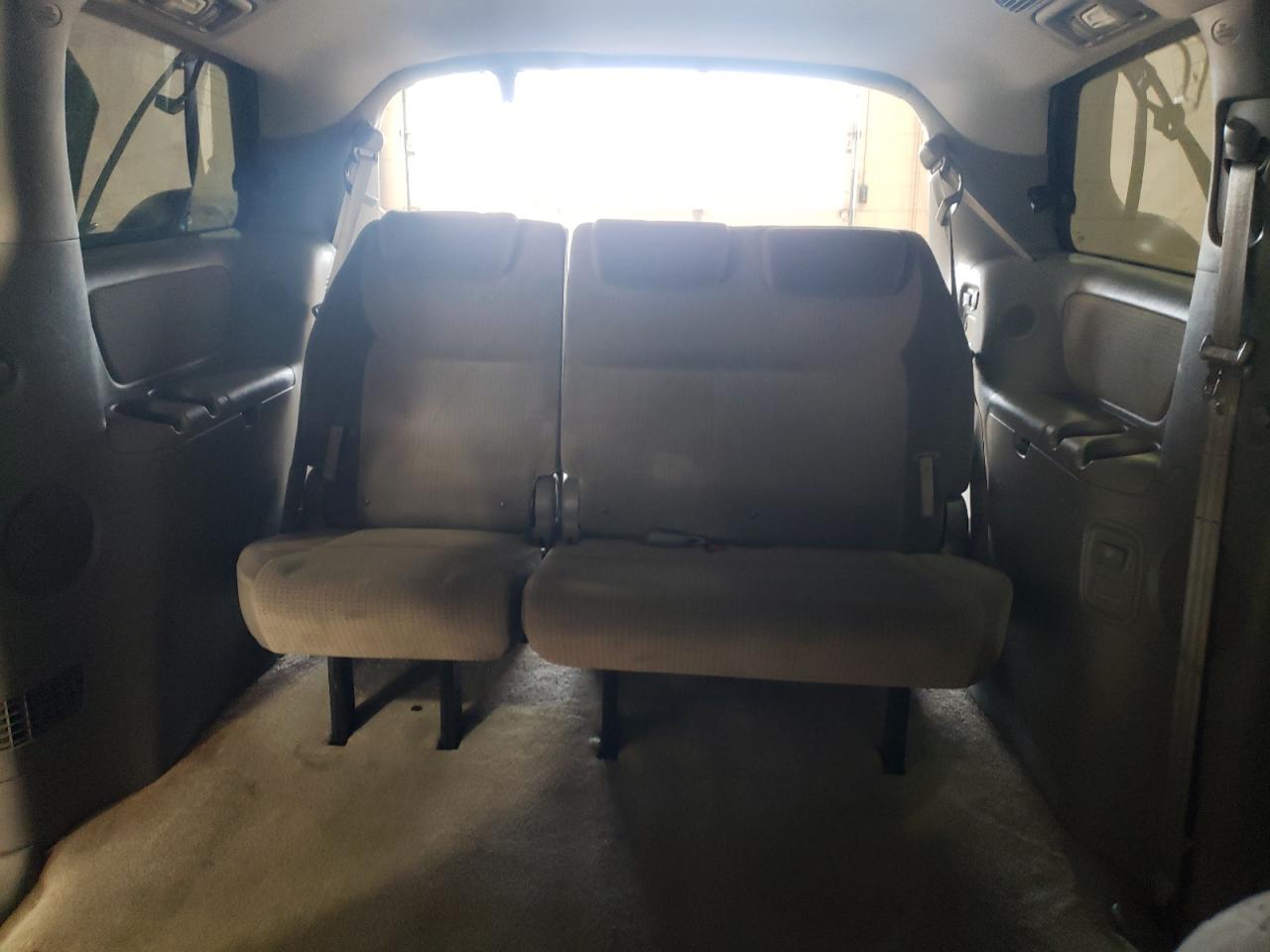 2009 Toyota Sienna - Image 10