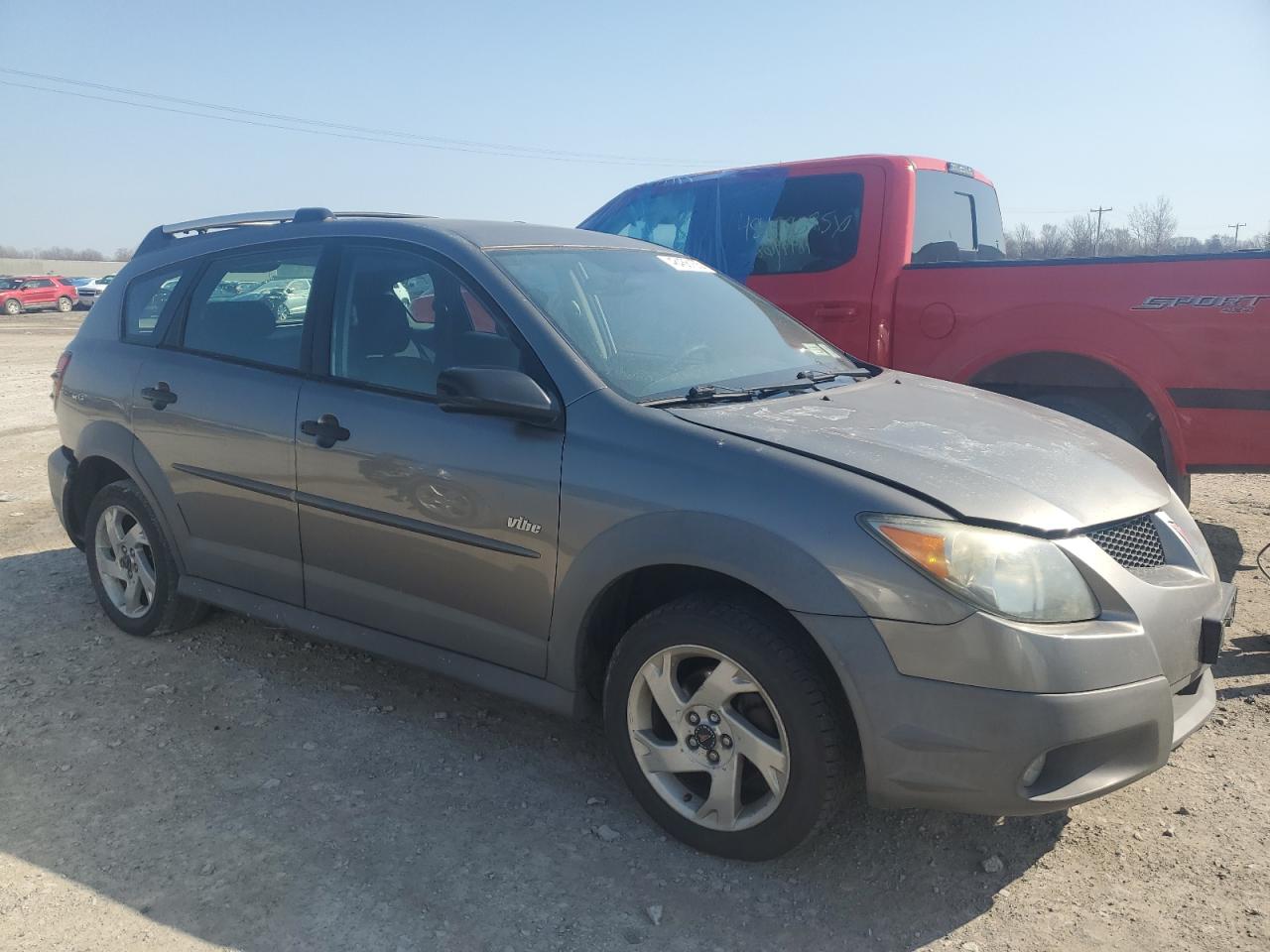 2004 Pontiac Vibe - Image 4