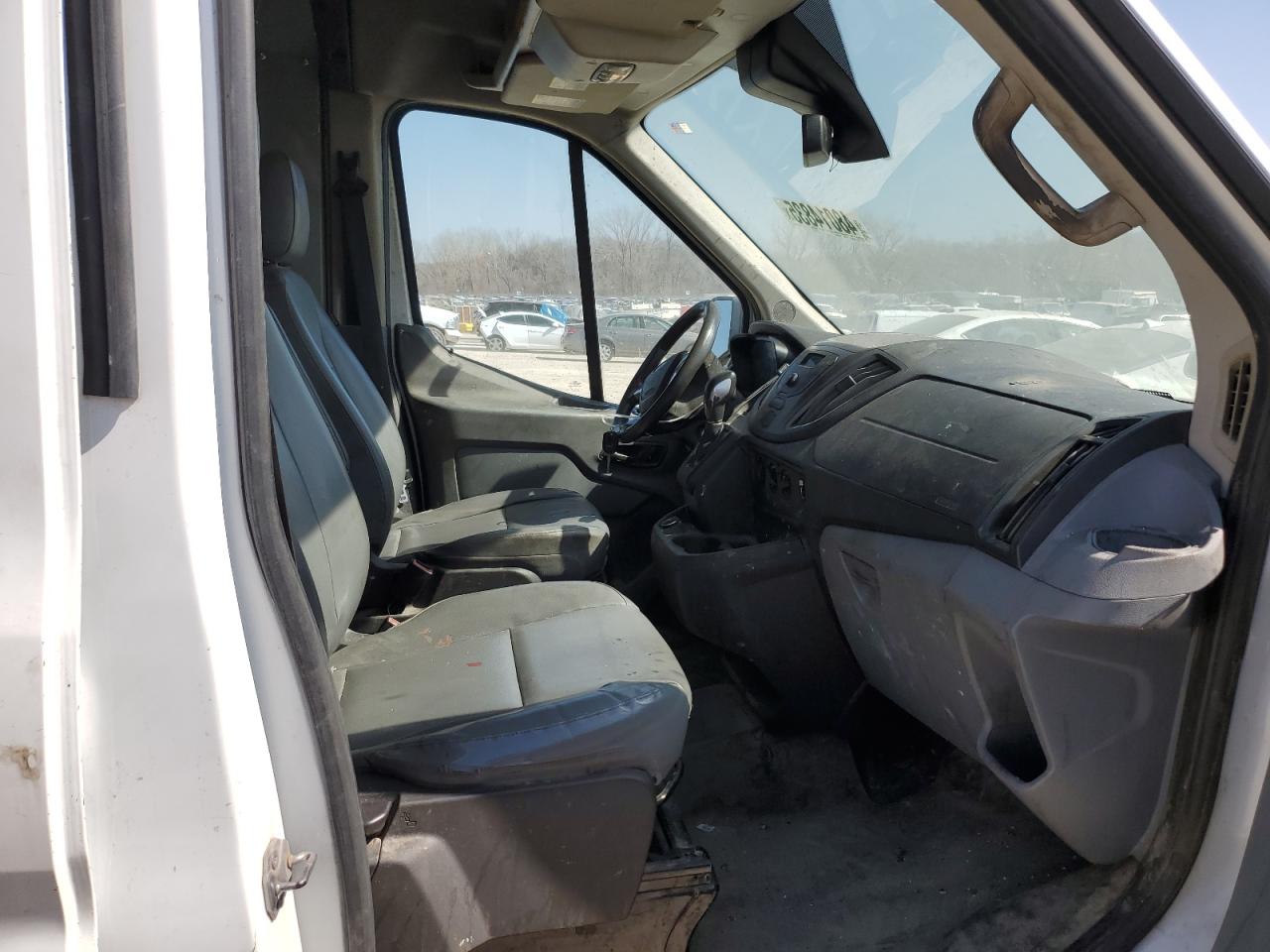 1FTYR2CM8HKB31339 FORD TRANSIT 2017