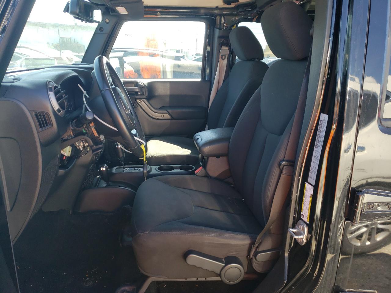 2016 Jeep Wrangler - Image 7