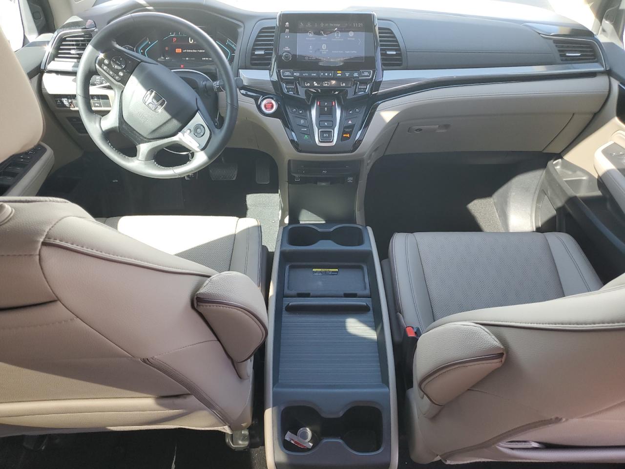 2024 Honda Odyssey - Image 8