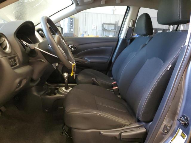  NISSAN VERSA 2017 Szary