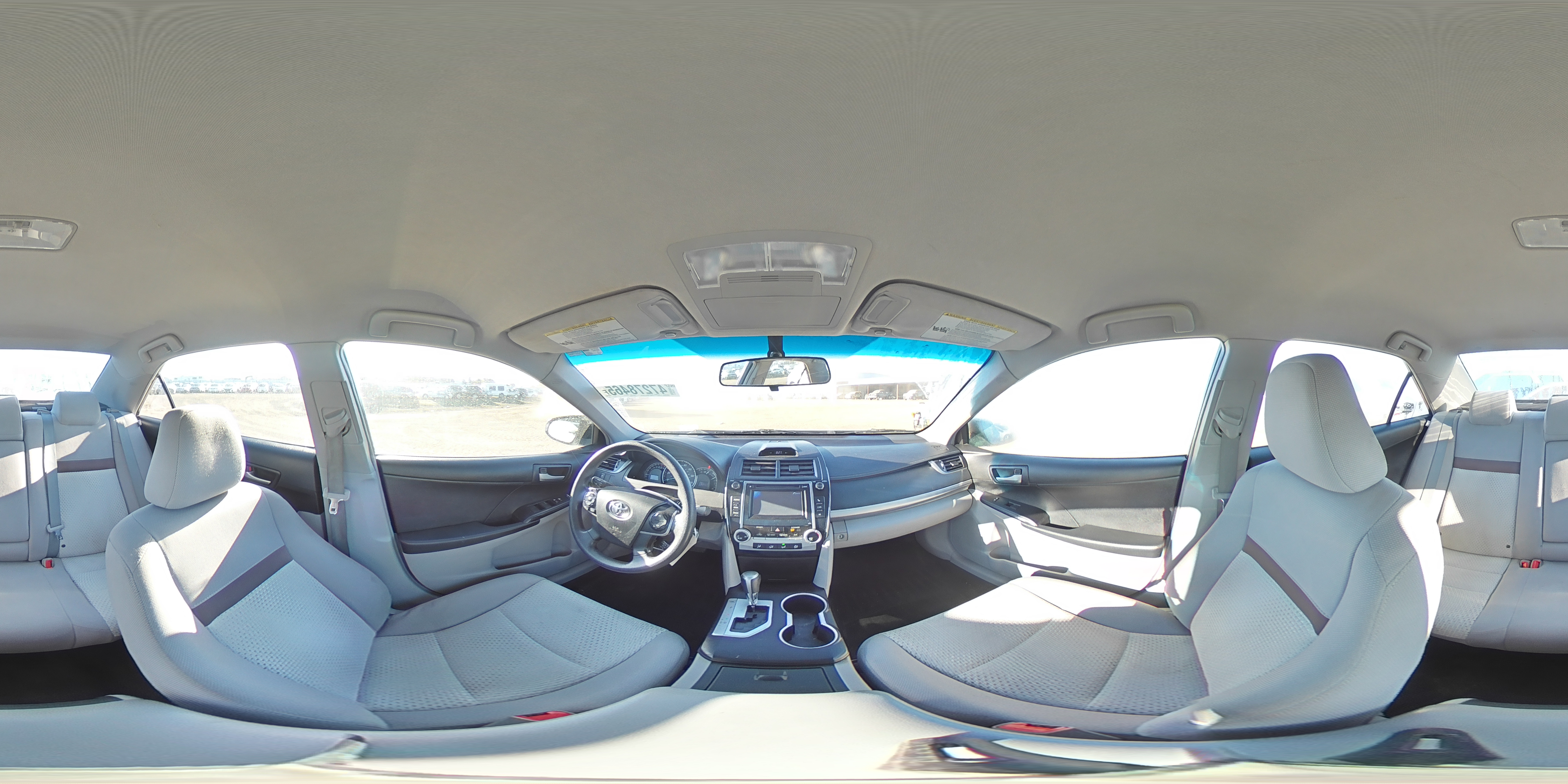 2012 Toyota Camry - Image 13