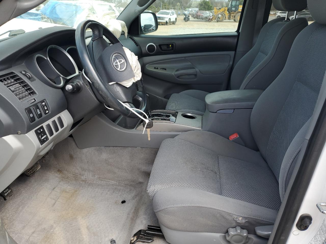 2006 Toyota Tacoma - Image 7