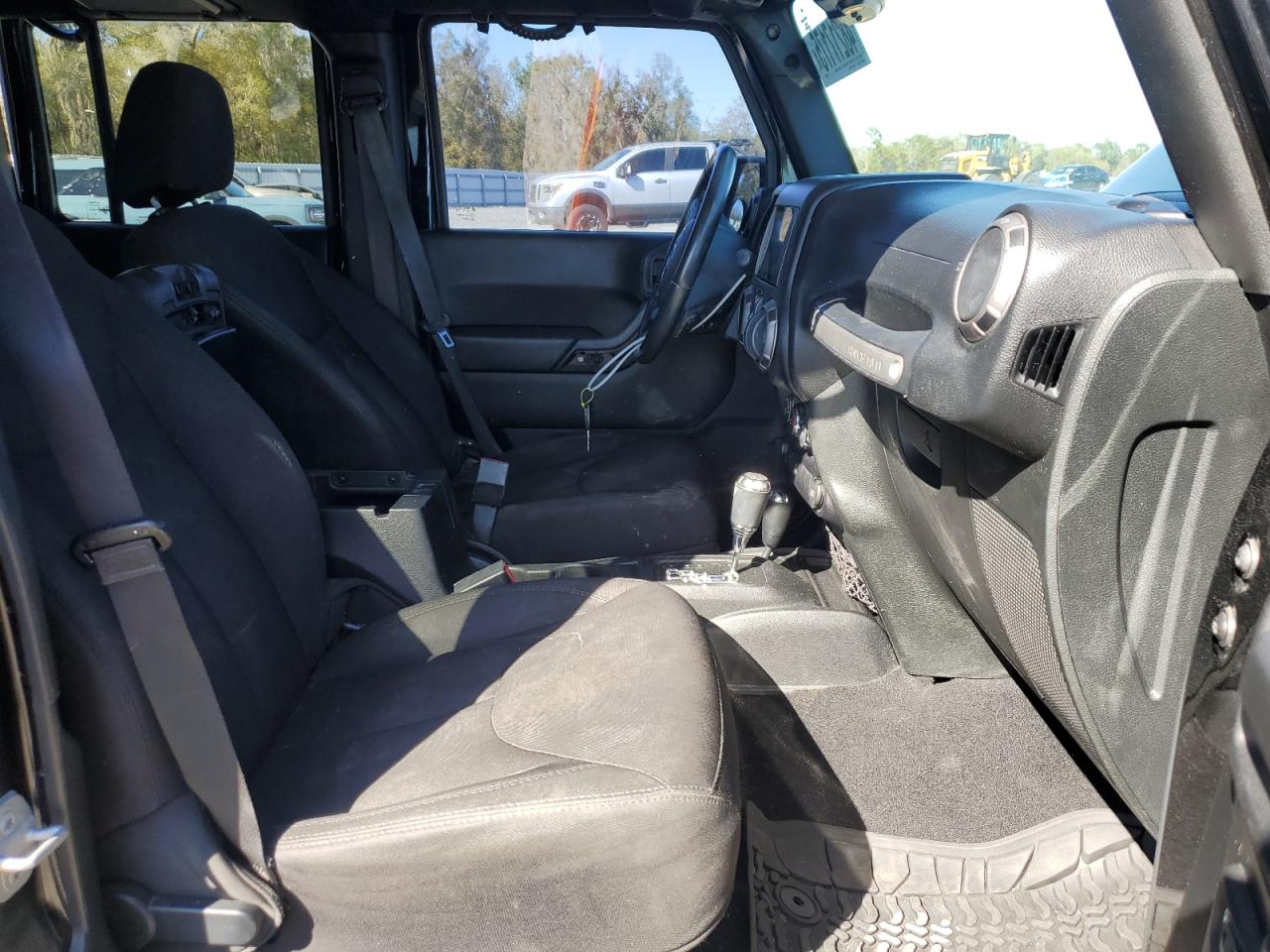 2015 Jeep Wrangler - Image 7